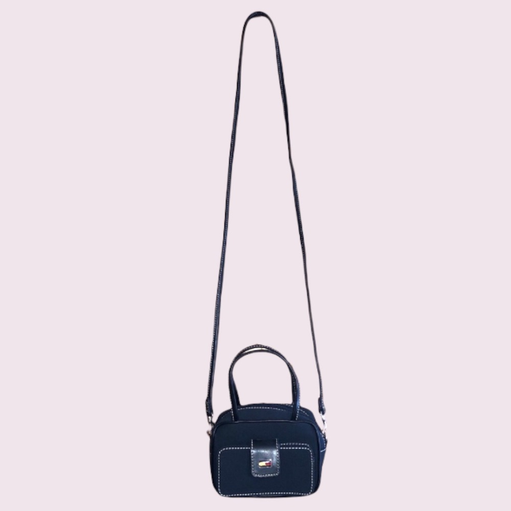 Tommy Hilfiger Black Micro/Mini Crossbody Bag - NWOT - Picture 3 of 6